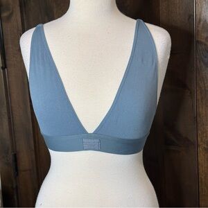 Danskin Intimates Nylon & Spandex bralette blue women’s Size L